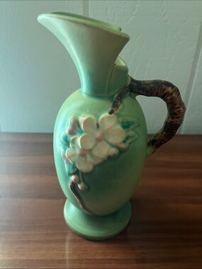 Roseville Green Apple Blossom Pitcher 316-8.